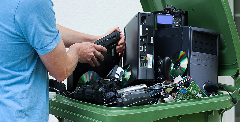 The Complete Guide To Responsible IT Equipment Disposal: Best Practices And Regulations
