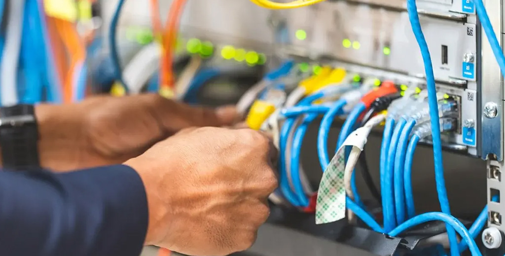 Optimizing Workspace Connectivity: Structured Cabling Services In Dubai ...