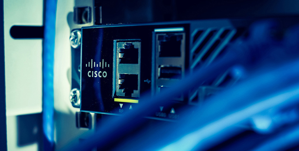 steps to configure cisco router